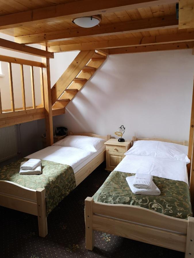 Svatojansky Kastiel Hotel Liptovsky Jan Luaran gambar